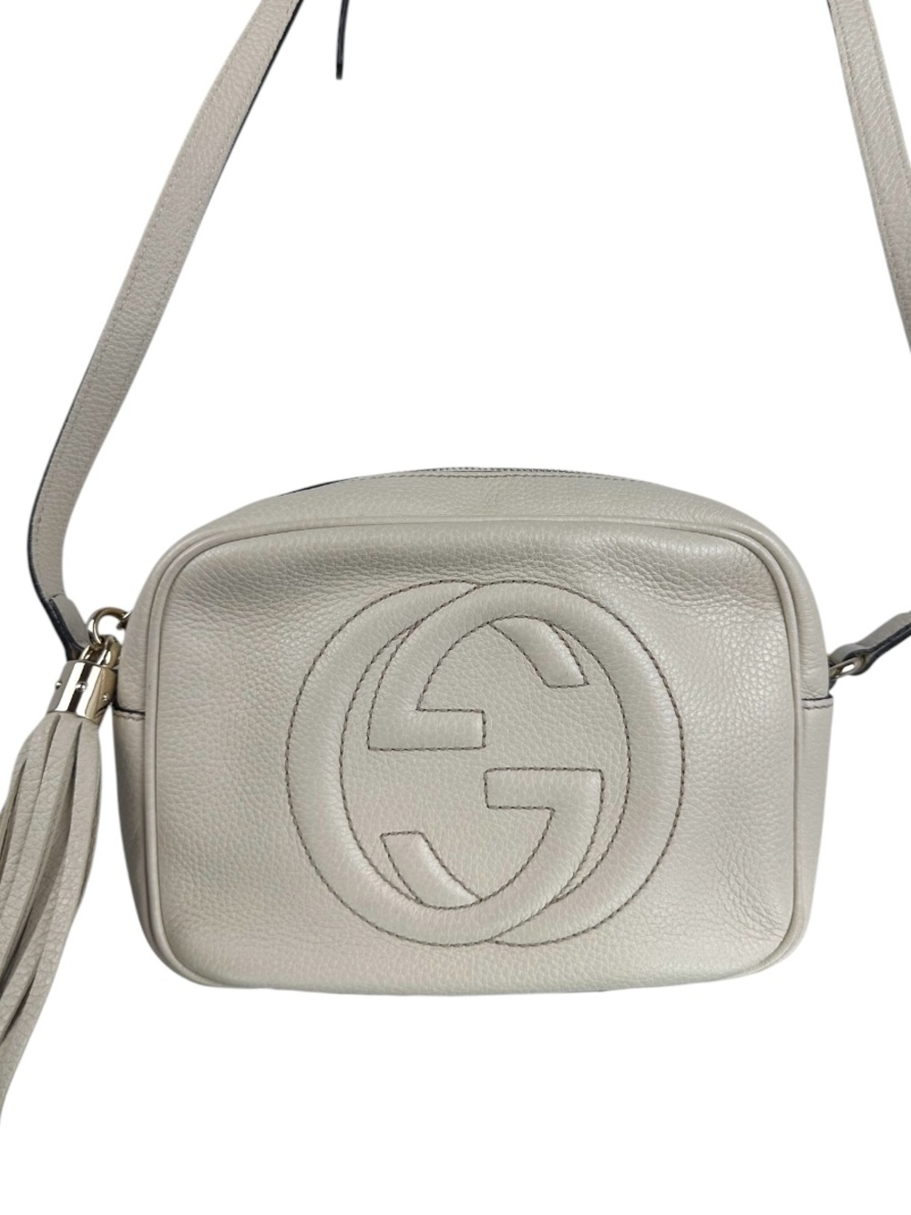 Gucci Soho Disco Crossbody Bag Pebbled Leather Tassel Camera Bag GHW